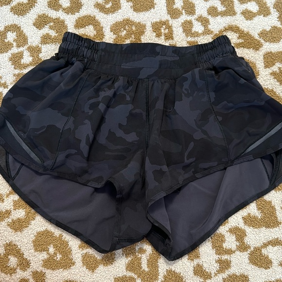 lululemon athletica Pants - Black camo- Lululemon Hotty hot shorts 2.5
